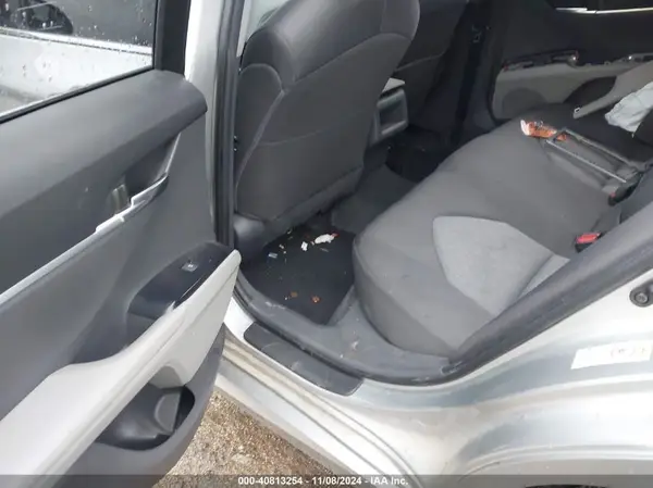 JTNB11HK1J3022392 2018 TOYOTA CAMRY - Image 8