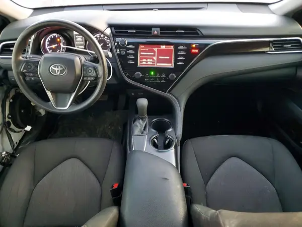 JTNB11HK1J3023316 2018 TOYOTA CAMRY - Image 8