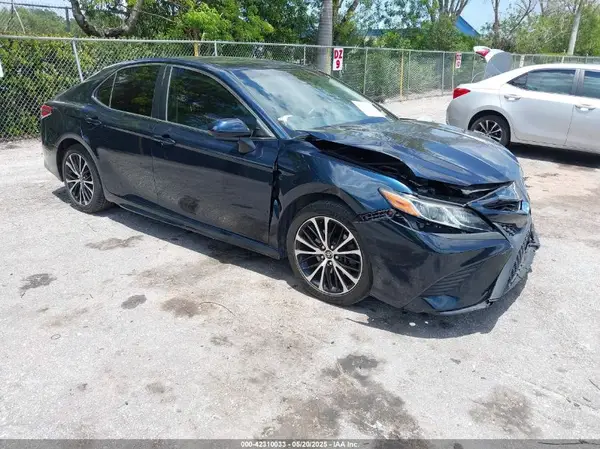 JTNB11HK1J3023994 2018 TOYOTA CAMRY - Image 1