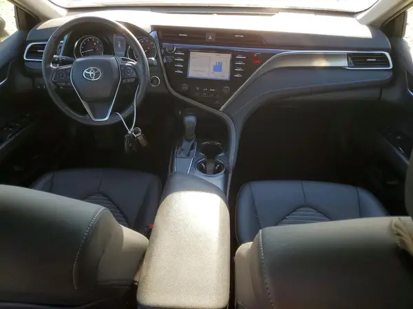 JTNB11HK1J3025647 2018 TOYOTA CAMRY - Image 8