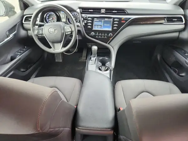 JTNB11HK1J3025759 2018 TOYOTA CAMRY - Image 8