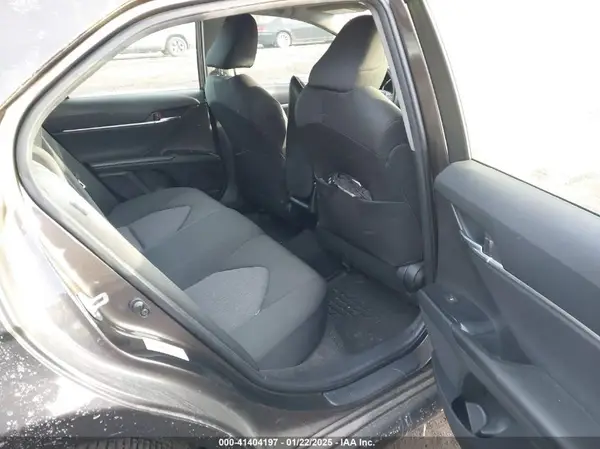 JTNB11HK1J3027429 2018 TOYOTA CAMRY - Image 8