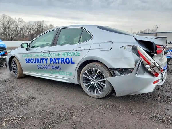 JTNB11HK1J3029083 2018 TOYOTA CAMRY - Image 2