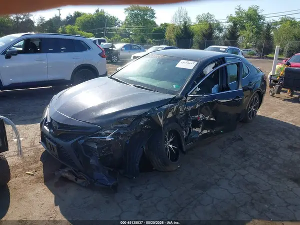 JTNB11HK1J3030279 2018 TOYOTA CAMRY - Image 2