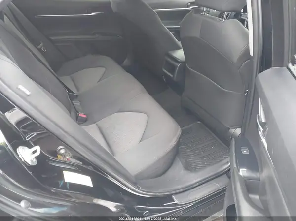 JTNB11HK1J3031352 2018 TOYOTA CAMRY - Image 8