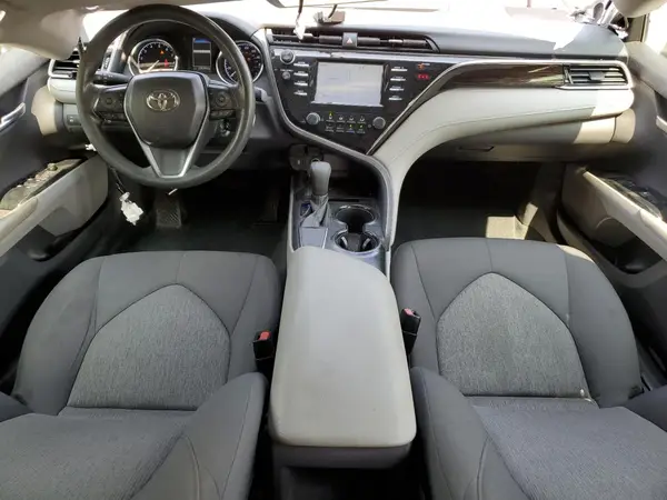 JTNB11HK1J3032808 2018 TOYOTA CAMRY - Image 8