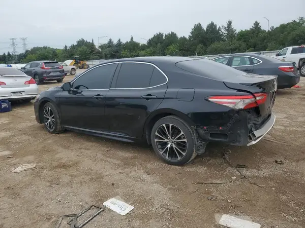 JTNB11HK1J3033585 2018 TOYOTA CAMRY - Image 2