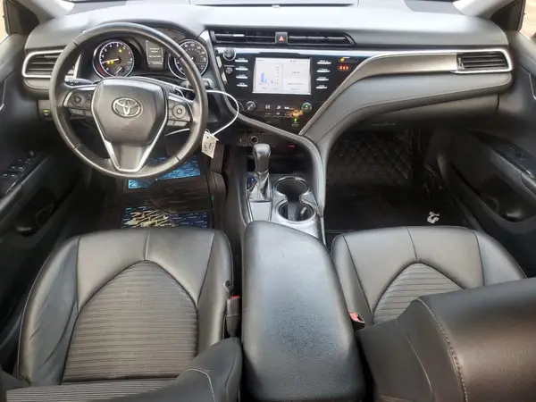 JTNB11HK1J3033585 2018 TOYOTA CAMRY - Image 8