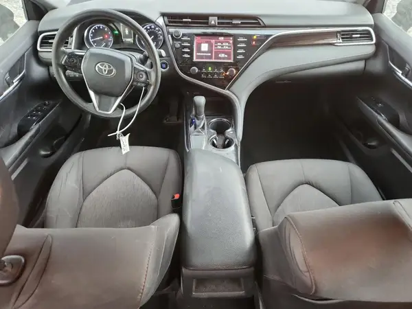 JTNB11HK1J3033666 2018 TOYOTA CAMRY - Image 8
