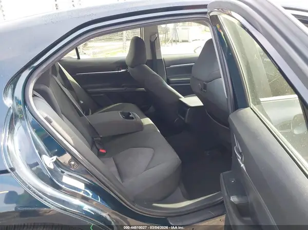 JTNB11HK1J3033876 2018 TOYOTA CAMRY - Image 8
