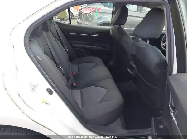 JTNB11HK1J3037572 2018 TOYOTA CAMRY - Image 8