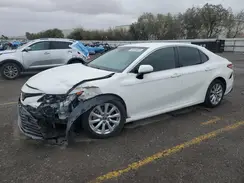 JTNB11HK1J3037586 2018 TOYOTA CAMRY