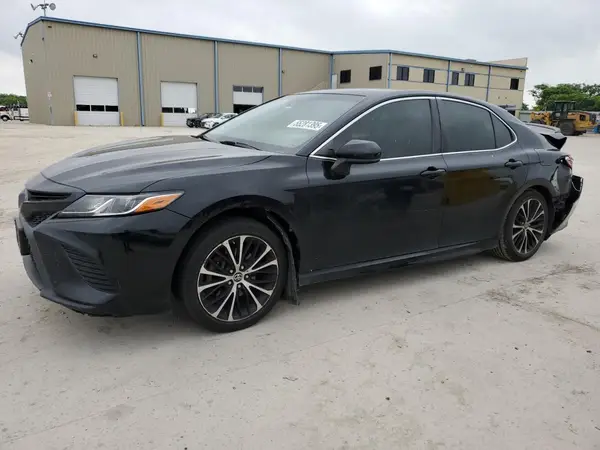 JTNB11HK1J3039225 2018 TOYOTA CAMRY - Image 1
