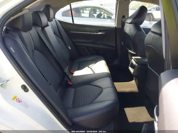 JTNB11HK1J3040407 2018 TOYOTA CAMRY - Image 8