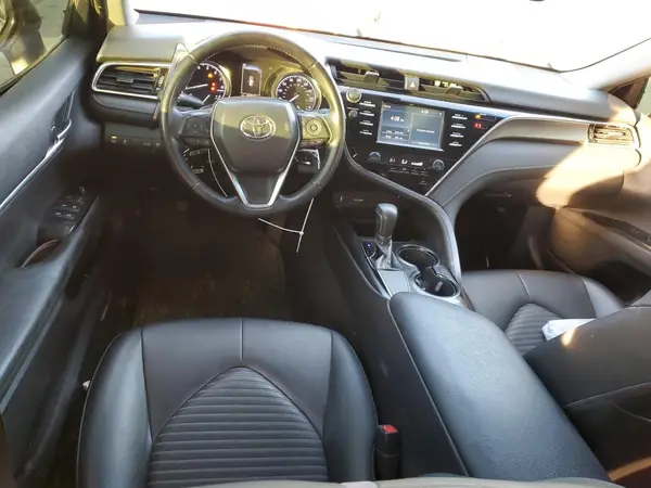 JTNB11HK1J3042996 2018 TOYOTA CAMRY - Image 8