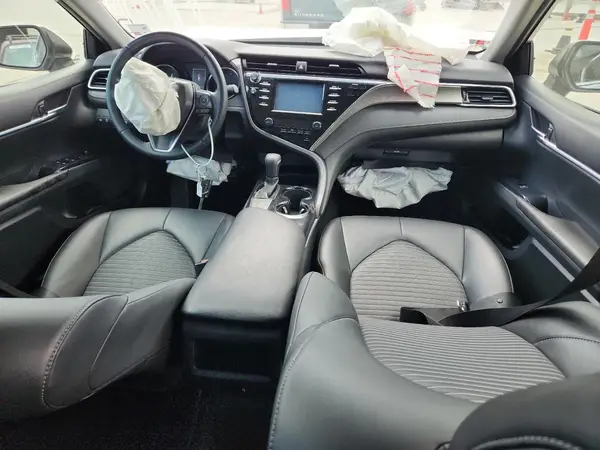 JTNB11HK1J3043310 2018 TOYOTA CAMRY - Image 8