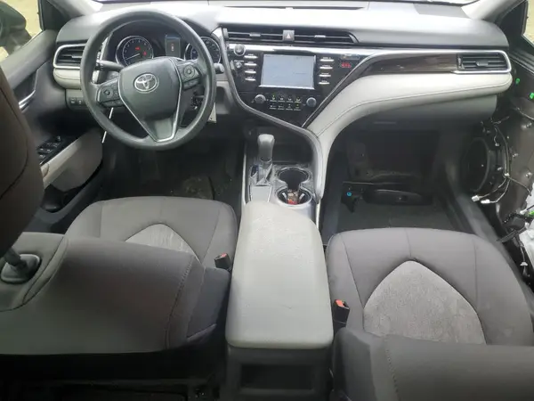 JTNB11HK1J3046272 2018 TOYOTA CAMRY - Image 8