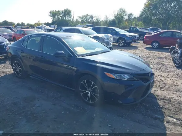 JTNB11HK1J3046417 2018 TOYOTA CAMRY - Image 1