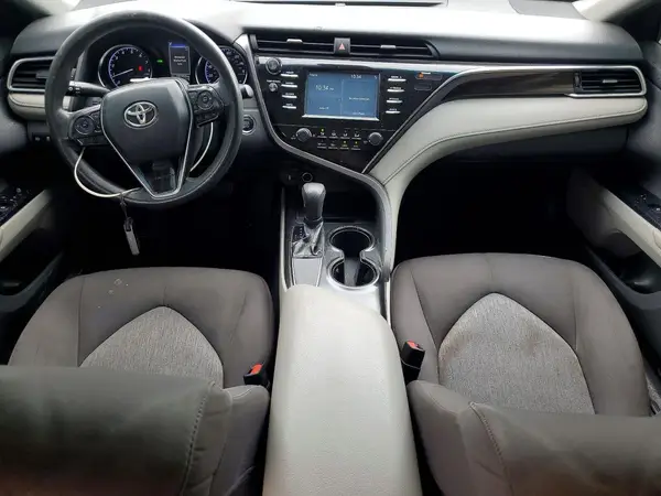 JTNB11HK1J3047051 2018 TOYOTA CAMRY - Image 8