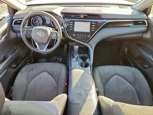 JTNB11HK1J3059880 2018 TOYOTA CAMRY - Image 8
