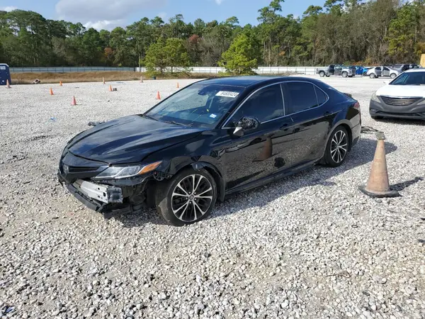 JTNB11HK1J3069065 2018 TOYOTA CAMRY - Image 1
