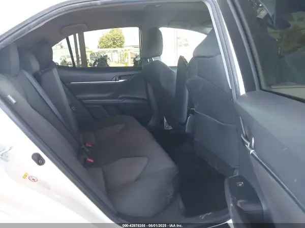 JTNB11HK1J3073679 2018 TOYOTA CAMRY - Image 8