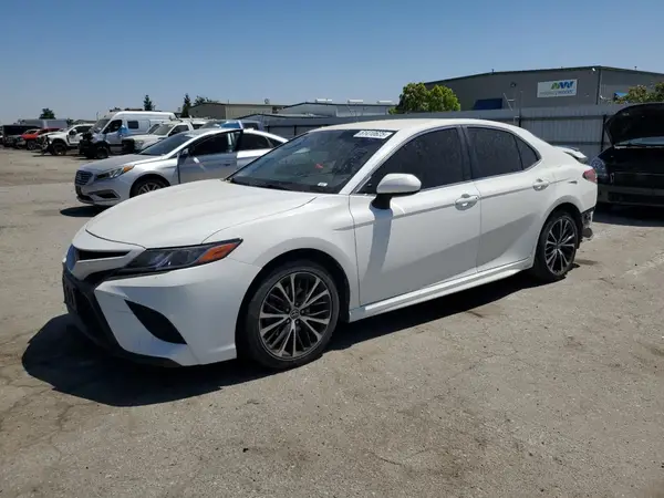 JTNB11HK1J3073830 2018 TOYOTA CAMRY - Image 1