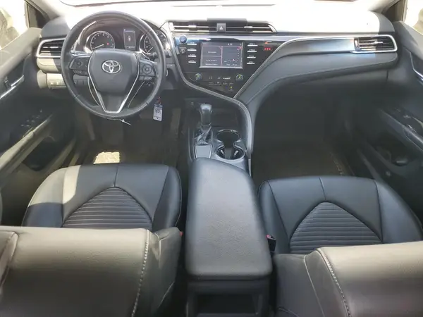 JTNB11HK1J3073830 2018 TOYOTA CAMRY - Image 8