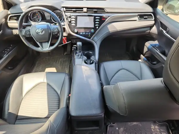 JTNB11HK2J3005410 2018 TOYOTA CAMRY - Image 8