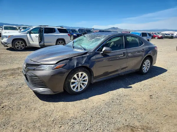 JTNB11HK2J3005956 2018 TOYOTA CAMRY - Image 1
