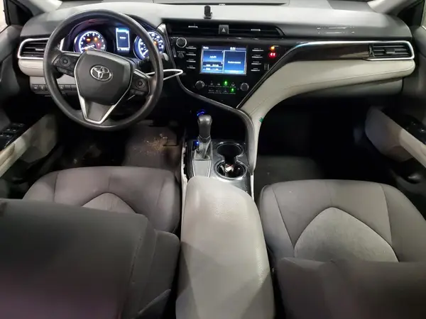 JTNB11HK2J3007285 2018 TOYOTA CAMRY - Image 8
