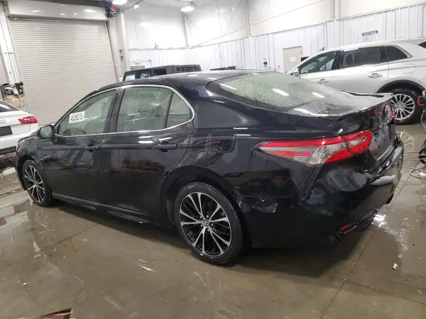 JTNB11HK2J3008016 2018 TOYOTA CAMRY - Image 2