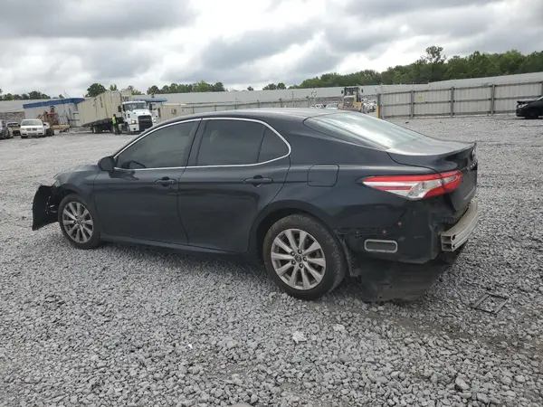 JTNB11HK2J3011255 2018 TOYOTA CAMRY - Image 2