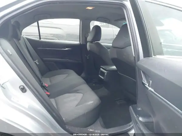 JTNB11HK2J3012020 2018 TOYOTA CAMRY - Image 8