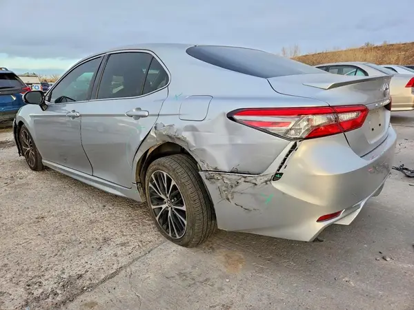 JTNB11HK2J3014415 2018 TOYOTA CAMRY - Image 2
