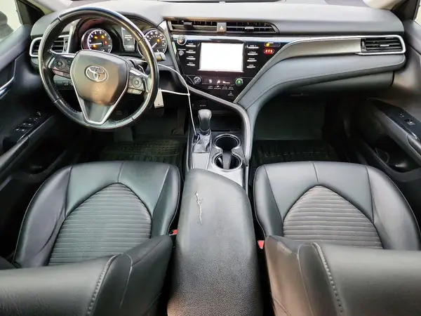 JTNB11HK2J3014415 2018 TOYOTA CAMRY - Image 8