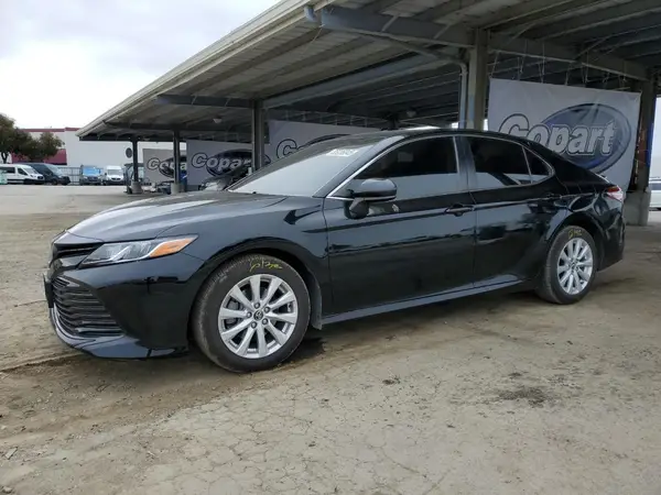 JTNB11HK2J3014530 2018 TOYOTA CAMRY - Image 1
