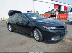 JTNB11HK2J3015404 2018 TOYOTA CAMRY
