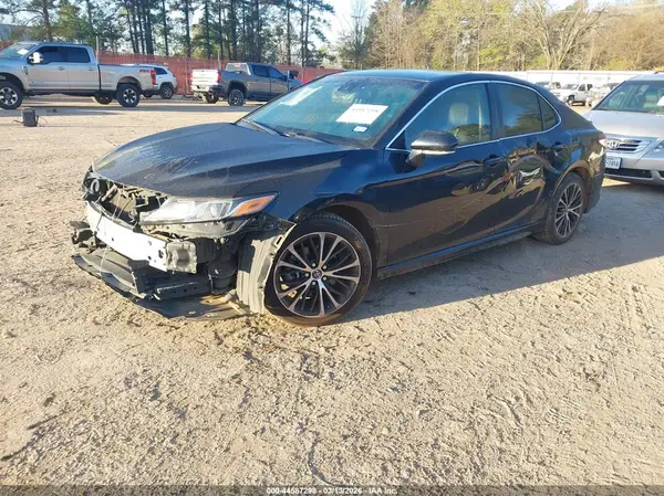 JTNB11HK2J3016617 2018 TOYOTA CAMRY - Image 2