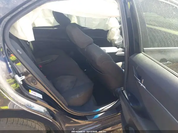 JTNB11HK2J3019114 2018 TOYOTA CAMRY - Image 8