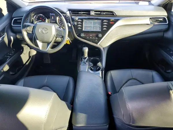 JTNB11HK2J3021526 2018 TOYOTA CAMRY - Image 8