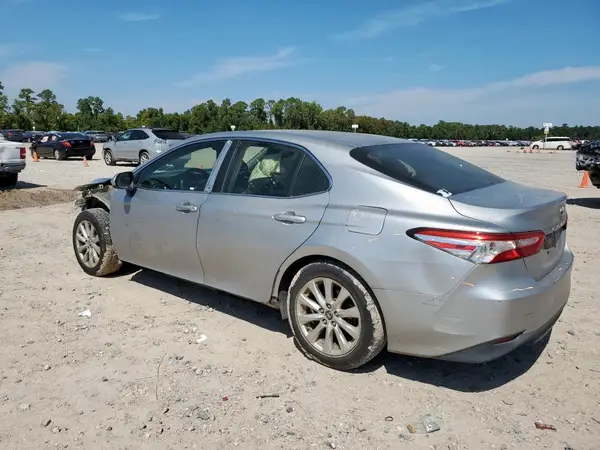 JTNB11HK2J3021980 2018 TOYOTA CAMRY - Image 2