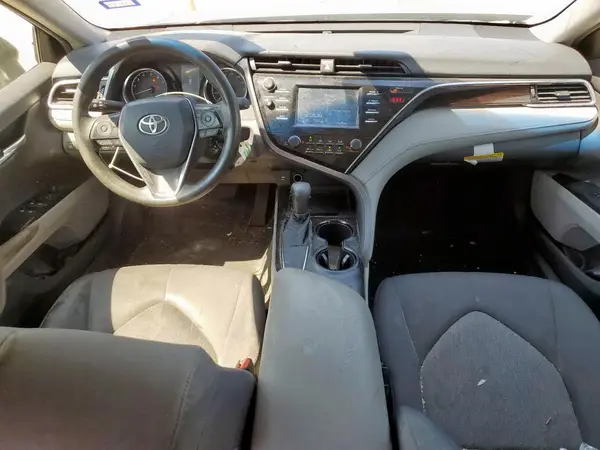 JTNB11HK2J3021980 2018 TOYOTA CAMRY - Image 8
