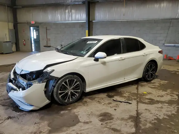 JTNB11HK2J3022496 2018 TOYOTA CAMRY - Image 1