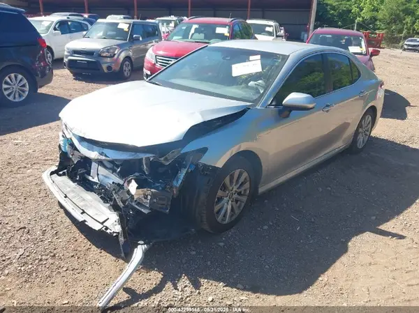 JTNB11HK2J3029531 2018 TOYOTA CAMRY - Image 2