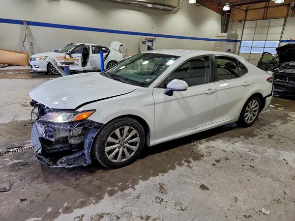 JTNB11HK2J3034387 2018 TOYOTA CAMRY - Image 1