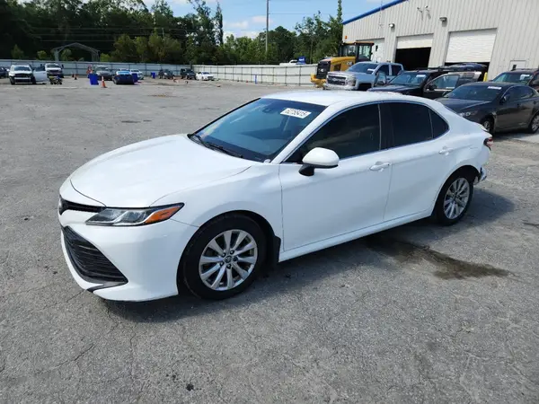 JTNB11HK2J3034390 2018 TOYOTA CAMRY - Image 1