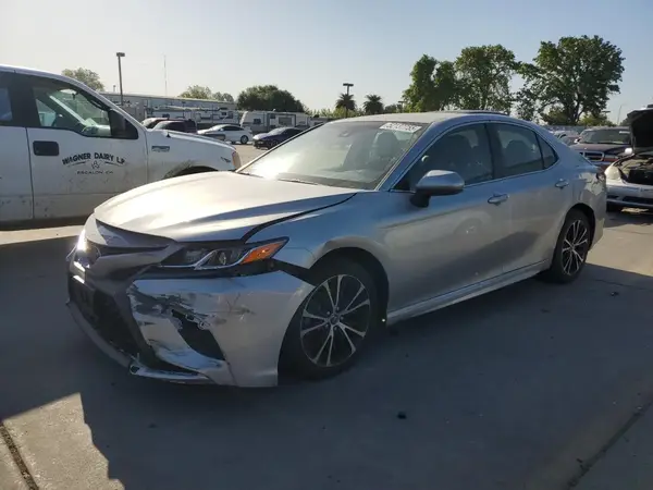 JTNB11HK2J3035281 2018 TOYOTA CAMRY - Image 1