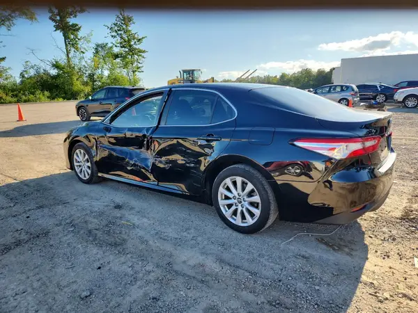 JTNB11HK2J3036222 2018 TOYOTA CAMRY - Image 2