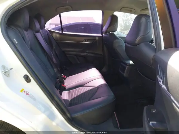 JTNB11HK2J3036401 2018 TOYOTA CAMRY - Image 8